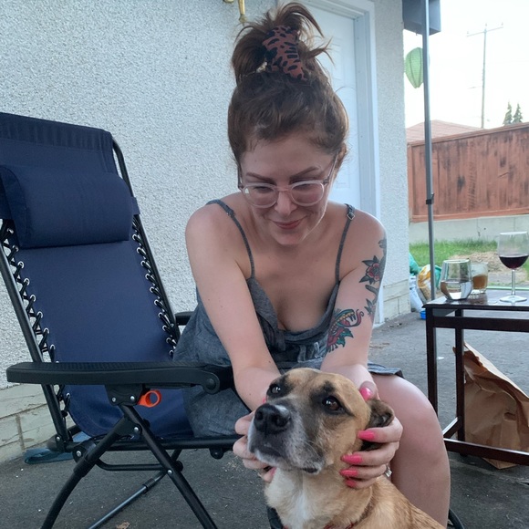 Meet your Posher, Annie - Picture 6 of 7